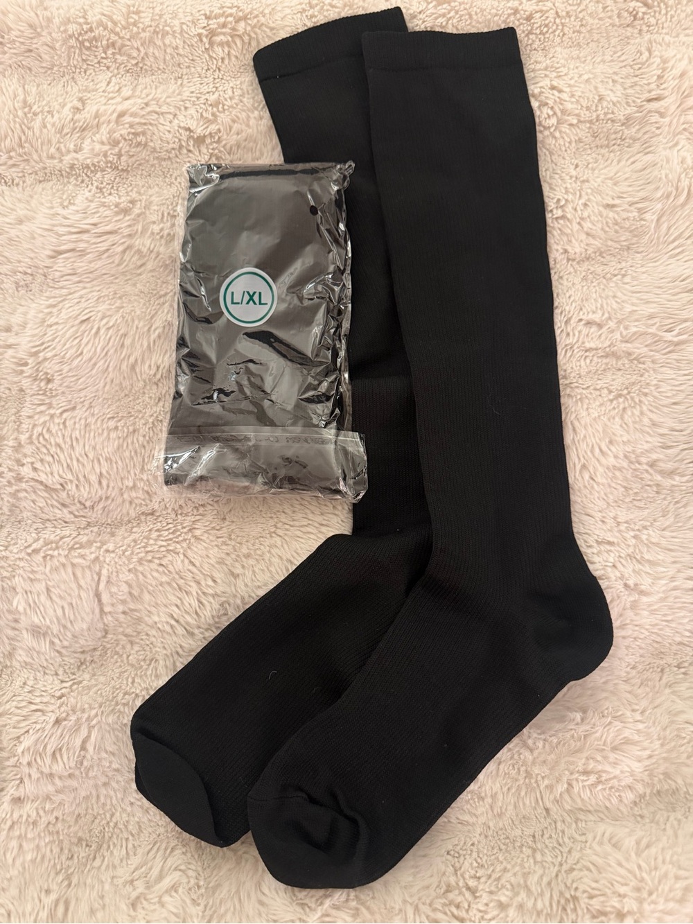 4 Pairs Black Compression Socks L/XL New Never Worn